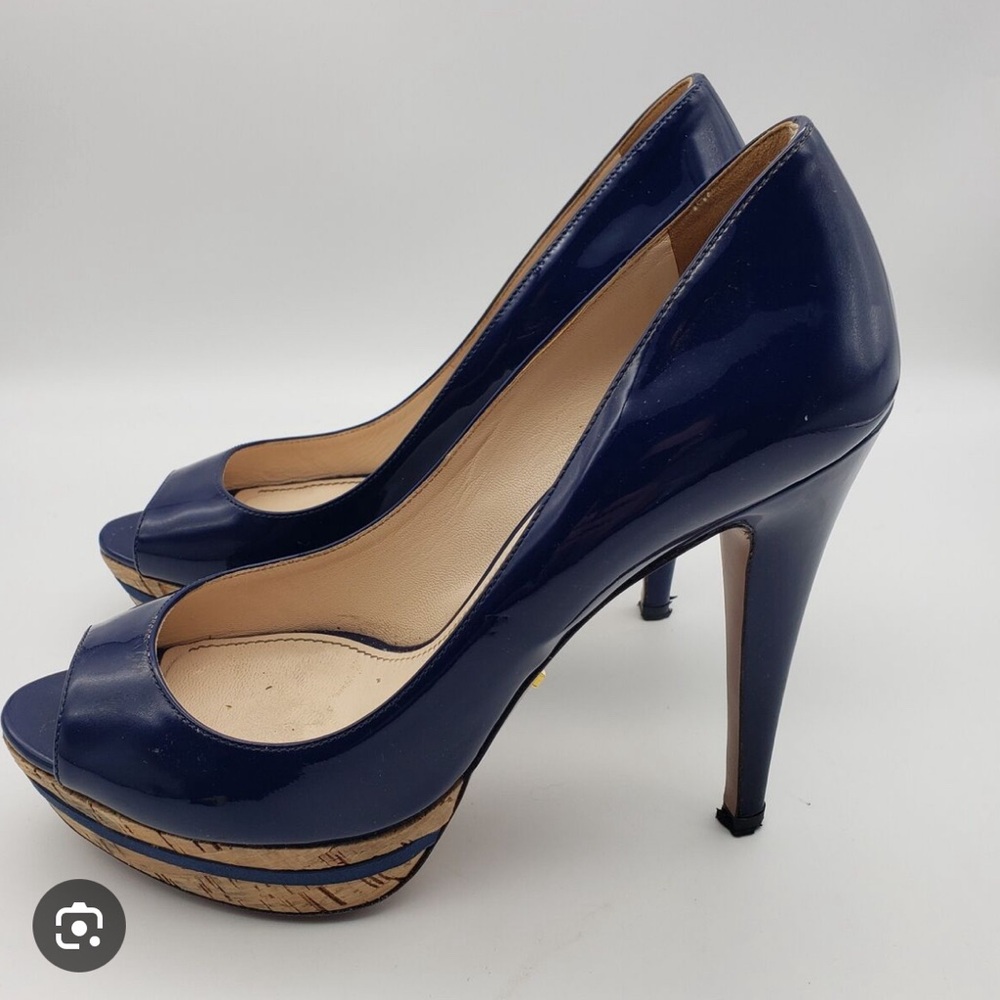 Prada royal patent blue heels with cork, sz 37.5